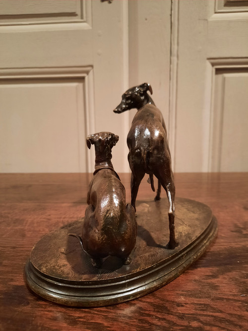 Bronze, die zwei Windhunde darstellt, signiert P.J. Mène.