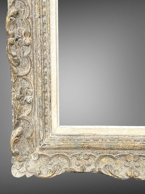 ANCIENT MONTPARNASSE FRAME IN SCULPTTED WOOD PAINTED FOR PAINTING 47 cm x 38.5 cm