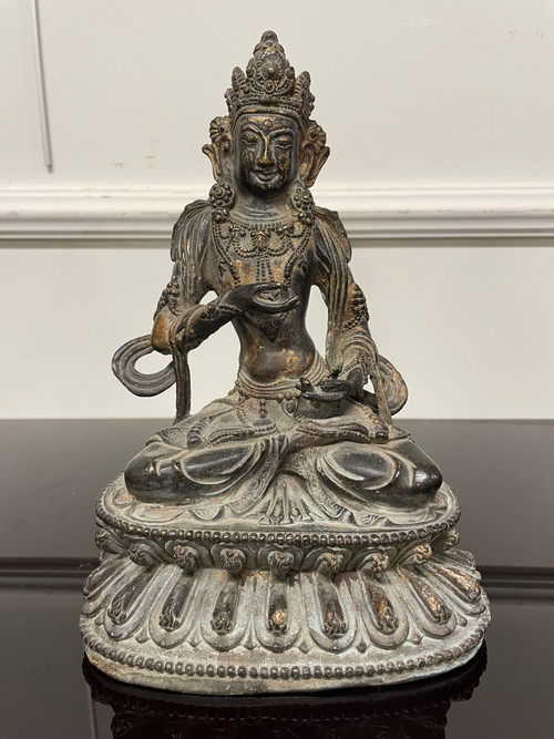 Maitreya Buddha statuette Bronze China 18th century