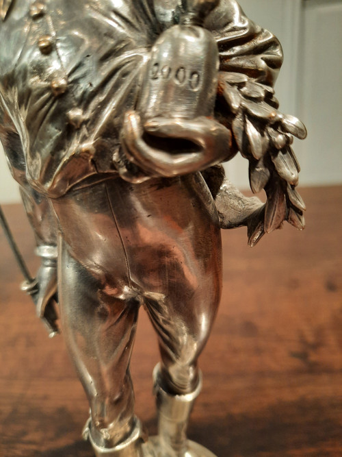 Two silver-plated bronze sculptures of Jockeys. Signed Lalouette.