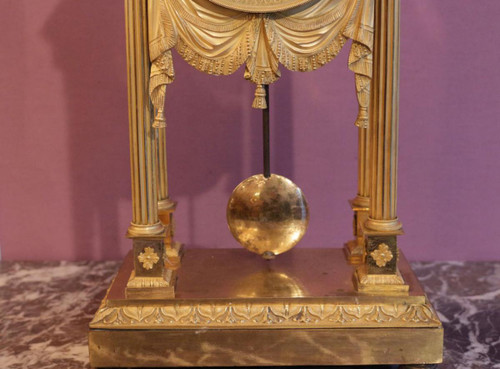 Pendule Pichon à Paris époque Directoire 