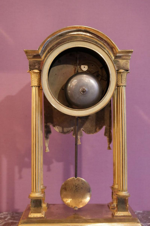 Pendule Pichon à Paris époque Directoire 