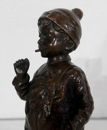 Bronze "The Little Smoker" by J. Schmidt-Felling - 2nd half of the 19th century