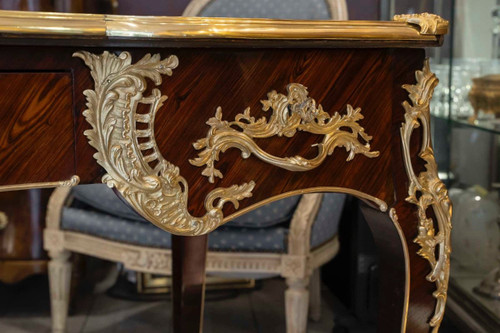 Flacher Schreibtisch Im Stil von Louis XV