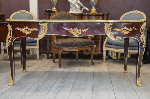 Flacher Schreibtisch Im Stil von Louis XV