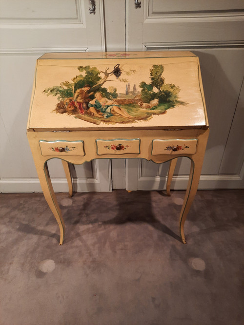 Louis XV style sloping desk painted in the style of the 18th century.