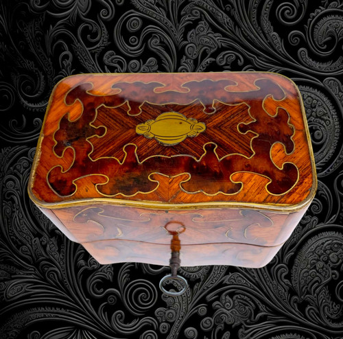 ANTIQUE MARQUETRY PERFUME BOX WITH ITS NAPOLEON III PERIOD BOTTLES