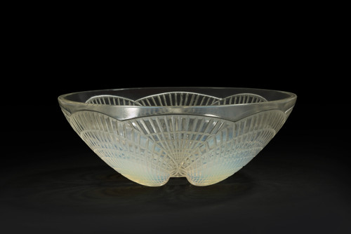 SHELL N° 1 BOWL by René Lalique