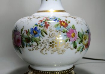 Lampe En Porcelaine De Paris. XIX ème