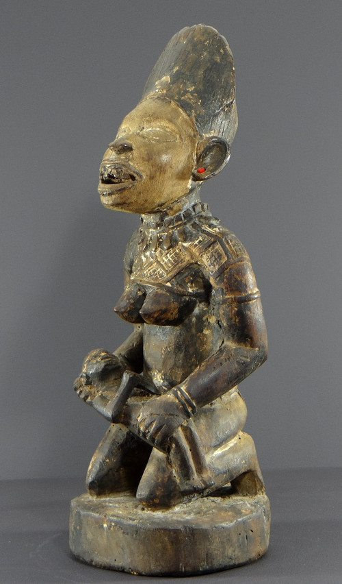 Democratic Republic of Congo, Yombe People, Carved Wooden Sculpture, 20th Century.