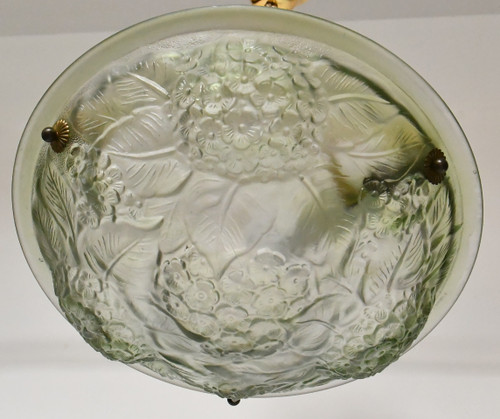 Art Deco-style suspension lamp in glass paste