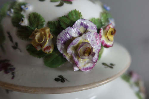 Pair of Samson porcelain covered pots