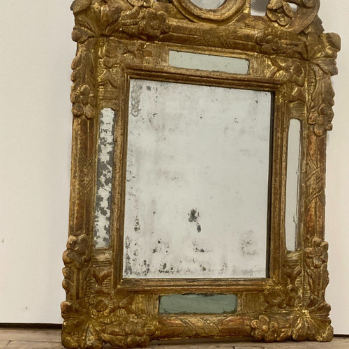 18th century mirror with glazing beads