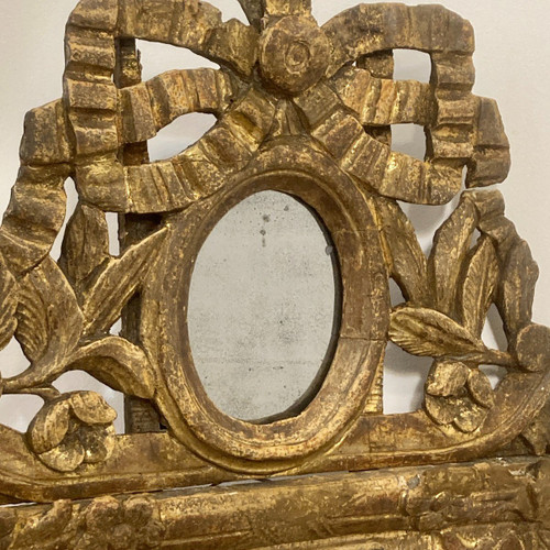 18th century mirror with glazing beads