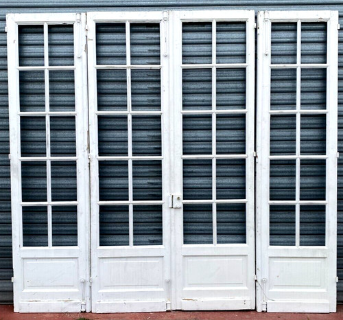 Set of four partition doors in weathered fir