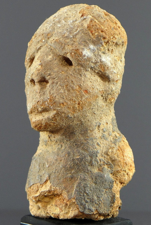 Nigéria, Culture Katsina, XIXème Siècle Ou Antérieur, Très Ancienne Tête En Terre Cuite .