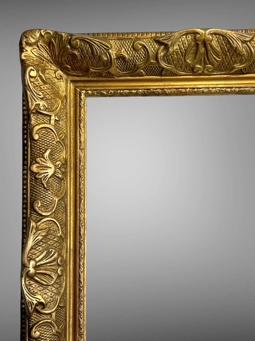 ANCIENT 19th C. FRAME IN WOOD AND CARVED GILT STUCCO FOR PAINTING 47 CM X 34 CM