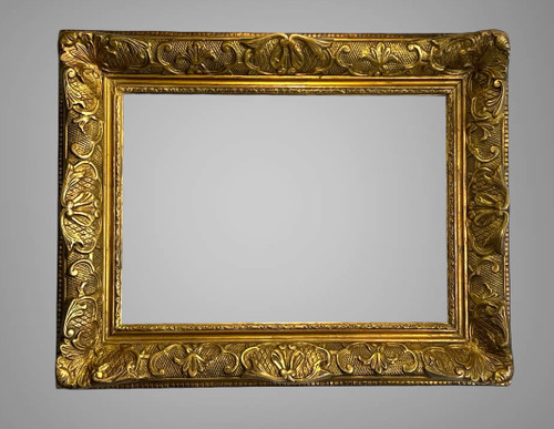 ANCIENT 19th C. FRAME IN WOOD AND CARVED GILT STUCCO FOR PAINTING 47 CM X 34 CM