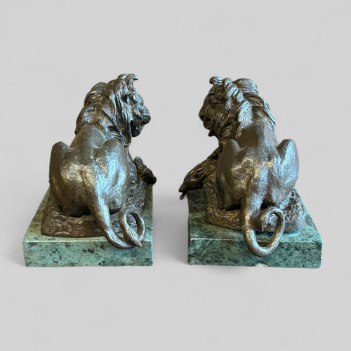 Pair Of Lions In Bronze XIX Period Marble Bases