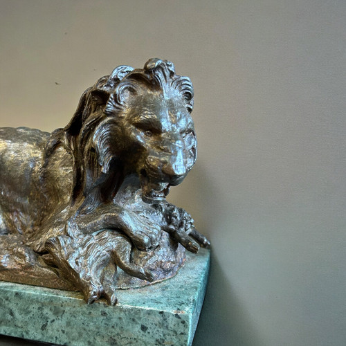 Pair Of Lions In Bronze XIX Period Marble Bases