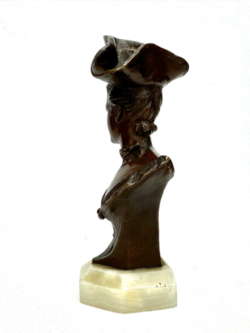 Van der Straeten - Busto in bronzo di donna con cappello a tricorno 