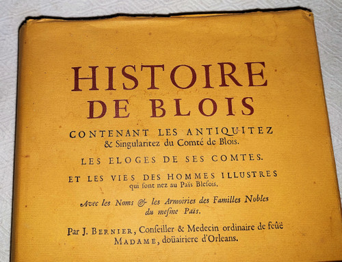 Book regionalism - Stories containing the antiquities of Blois