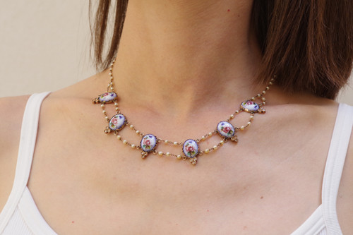 Antique half set necklace earrings with flowers and pearls in 9k gold, Dutch half set, diamond