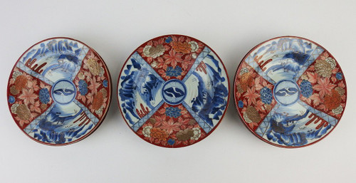 Ensemble De 9 Assiettes Creuses Et Deux Assiettes Plates  Imari