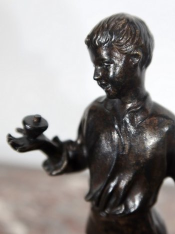  Bronze " Boy with a spinning top " - End of 19th century