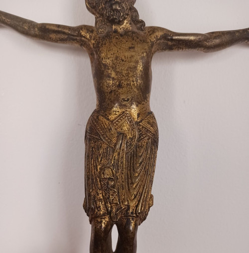 Arte romanica - Cristo in croce - Bronzo dorato - Religiosa