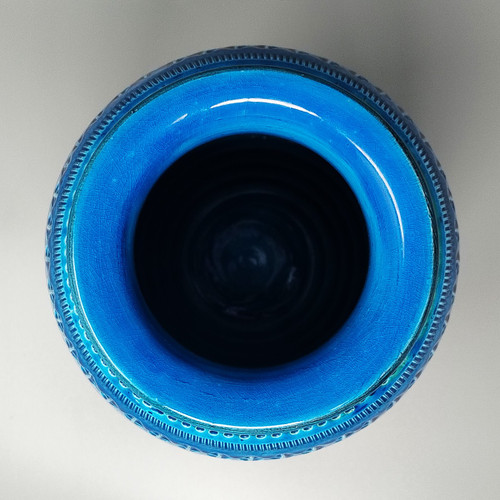 1960er Jahre Atemberaubende Vase von Aldo Londi für Bitossi "Blaue Rimini Kollektion"