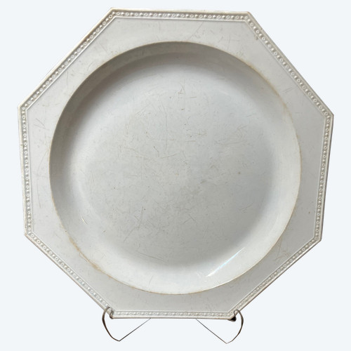 Grand plat octogonal bords perlés Creil 1805-1810