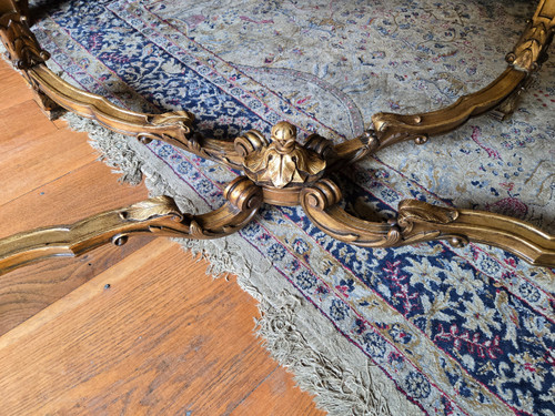 Table de milieu de style Louis XIV en bois doré, époque XIXème.