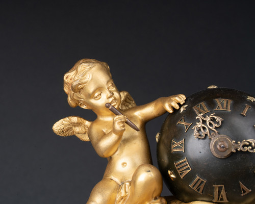 Clock in Patinated Bronze and Gilded Bronze, 19th Century