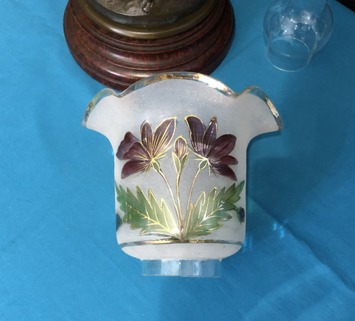 old oil lamp in patinated bronze regule 103 cm Tulip and enamelled glass reservoir.