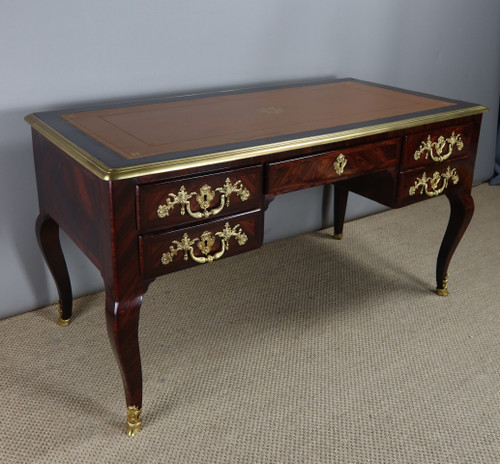 Louis XV-style desk