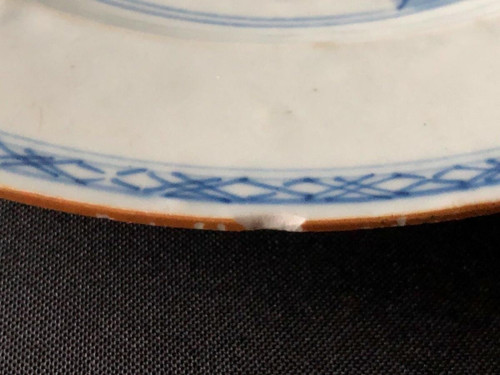 Porcelain plate with blue and white floral decoration, China, 18th century