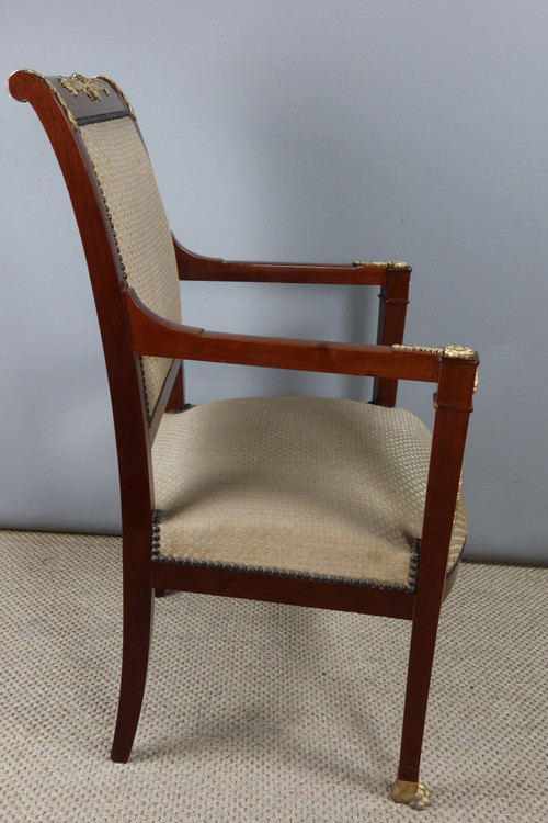 Fauteuil Directoire en acajou et bronze doré