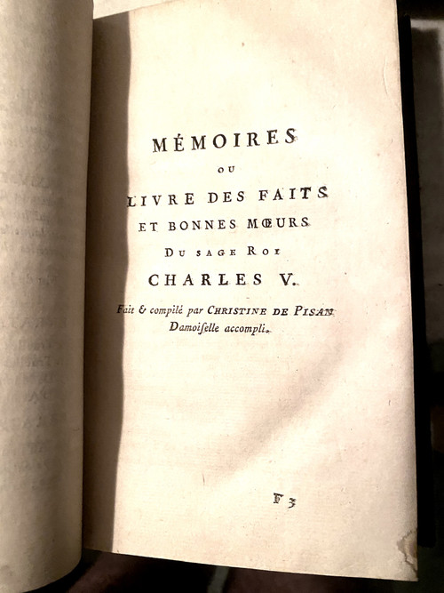 Dal più grande progetto di Memorie pubblicato nel XVIII secolo "La vita di Bertrand Duguesclin" 1785