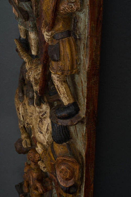 Carved polychrome wood hunting game XXth century decorated with medieval characters