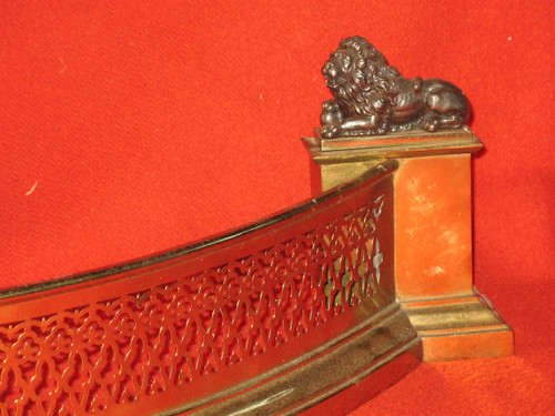 Fireplace front, bronze arched fireplace bar with pair of lions, 19th century