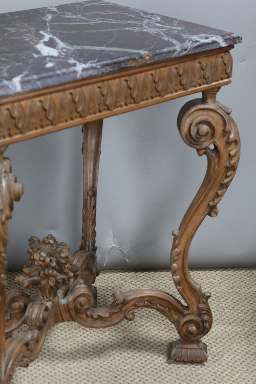 Table rocaille en noyer sculpté dessus marbre 