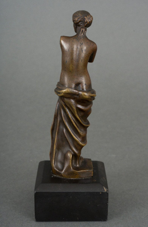 Bronzestatue Venus von Milo Schokoladenpatina XIX. Jahrhundert schwarzer Marmorsockel