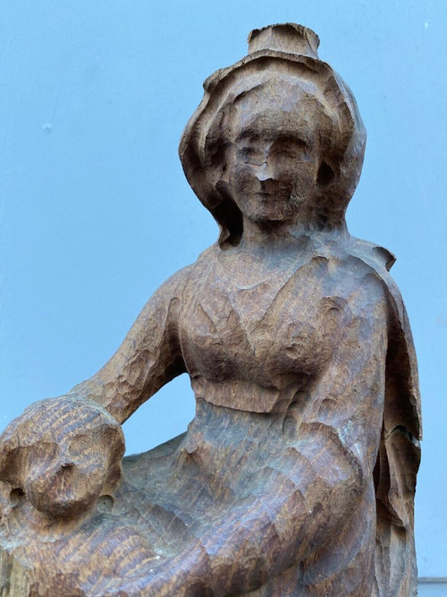 Virgin and Child in carved oak wood, early 20th century, direct cut