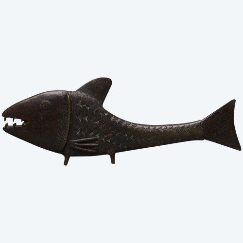 Early 20th century Japanese bronze carp with chocolate patina