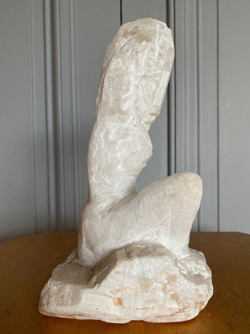 Sculpture XXth century female subject in stone direct cut workshop