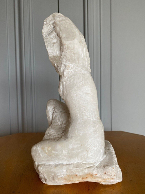 Sculpture XXth century female subject in stone direct cut workshop