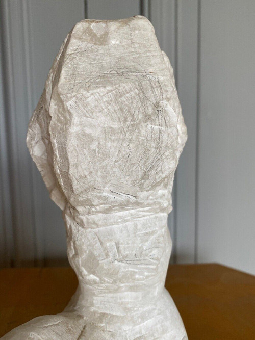 Sculpture XXth century female subject in stone direct cut workshop