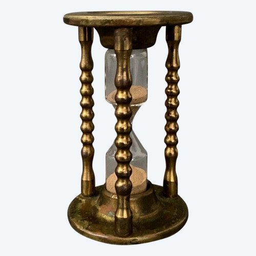 Sablier de table XIXe en bronze avec verre enchâssé