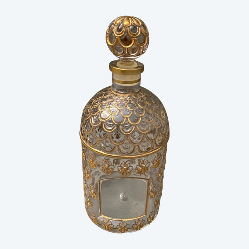 Flacon de parfum en verre modèle abeilles gravé Guerlain Paris